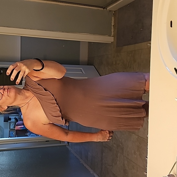 STUNNING ONE SHOULDER FRILLED RIBBED AMERICAN EAGLE STRETCH DRESS - Picture 2 of 8